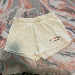 Pacsun Fleece Lined Sweatshorts in Cream size S